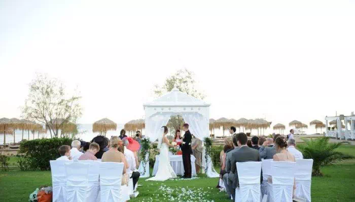 Skiathos-princess-Wedding-with-Arch-in-the-Gardens2-198