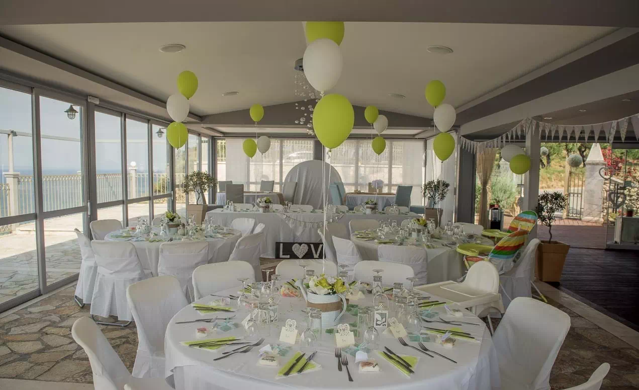 weddings-balcony-21-442